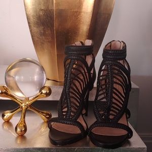 BCBGMAXAZRIA